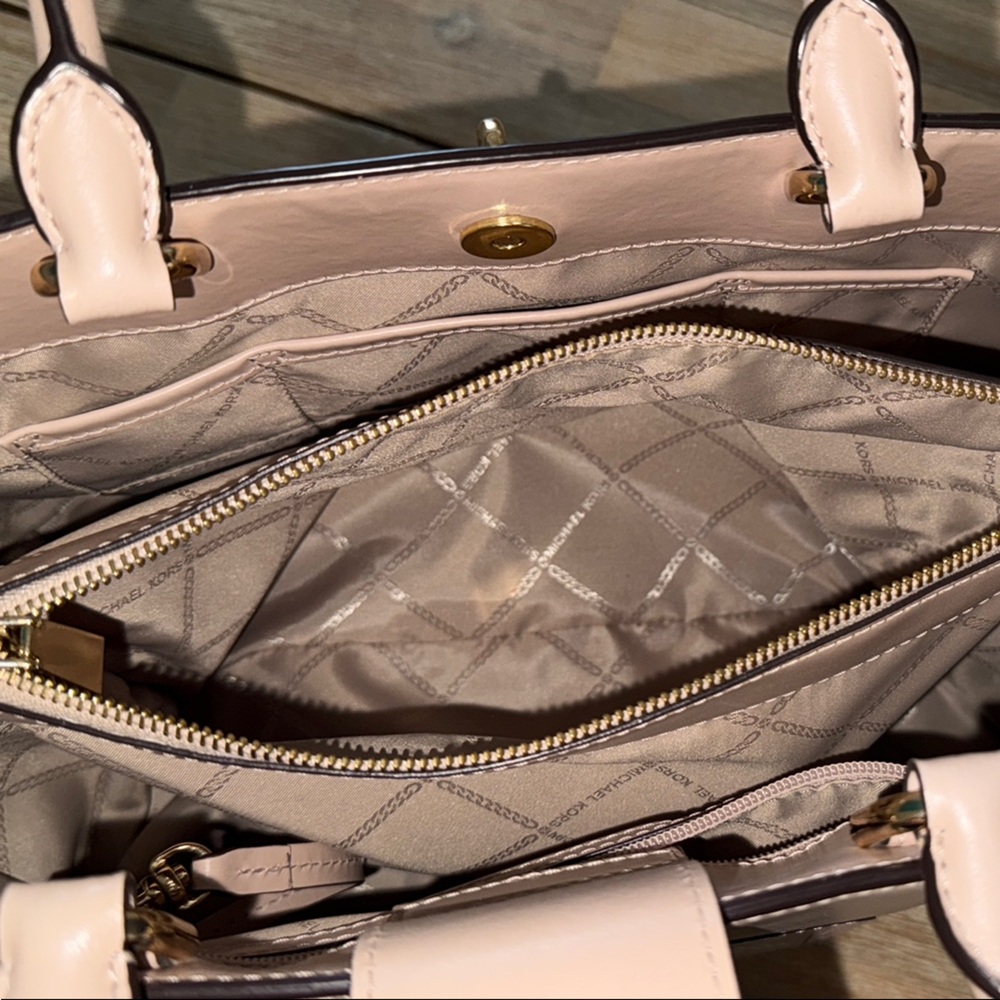 MK Large Leather Bag - Picture 6 of 13